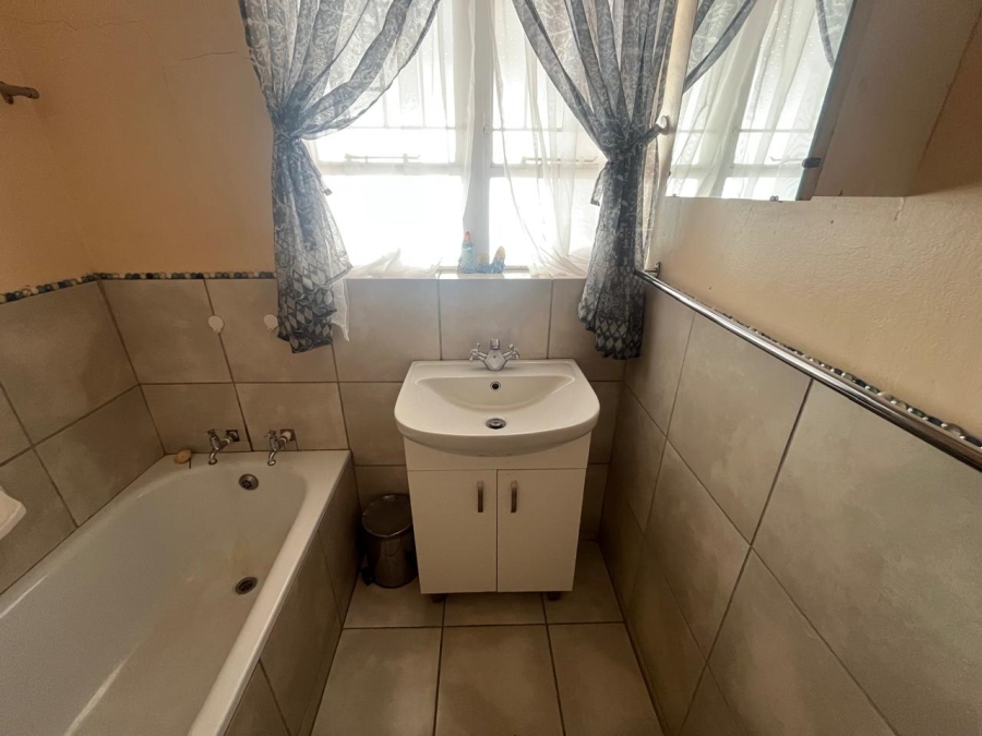 3 Bedroom Property for Sale in Blydeville Northern Cape